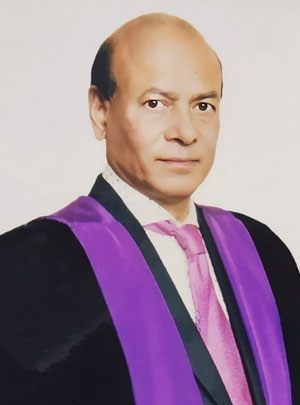 Prof. Dr. Md. Sahabuddin Khan
  - মেডিসিন ও কার্ডিওলজি বিশেষজ্ঞ