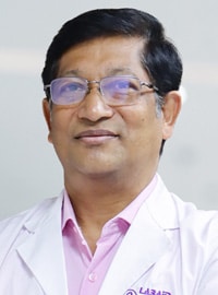Prof. Dr. Qazi Mushtaq Hussain
  - ক্যান্সার বিশেষজ্ঞ